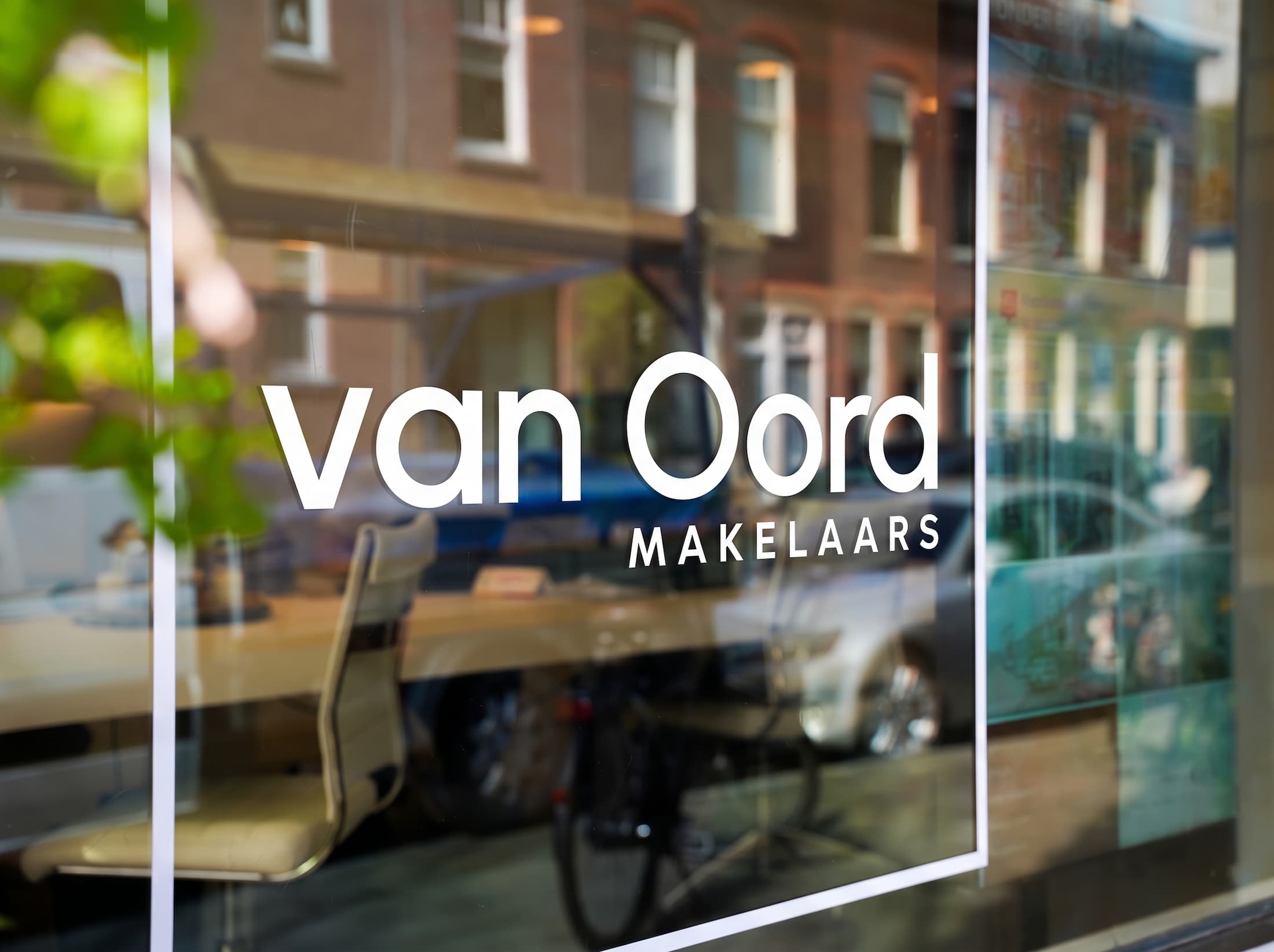 Van Oord Makelaars